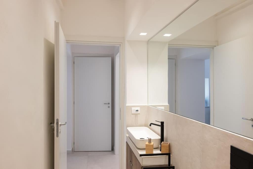 Collegiata Apartment - Catania Downtown エクステリア 写真